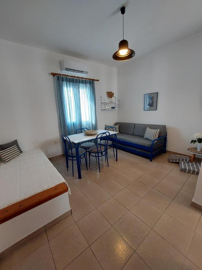 Paros Reppas House "Portes" Eksteriør billede