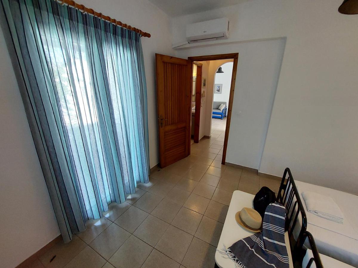 Paros Reppas House "Portes" Eksteriør billede